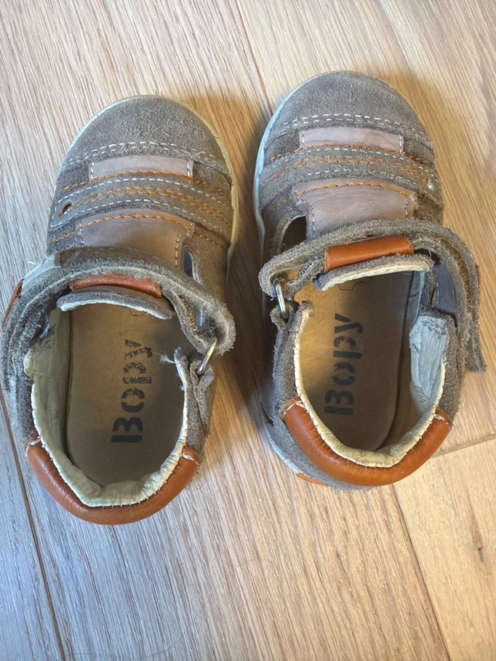 Bopy toddler shoes size 4.5-5 (size 20)